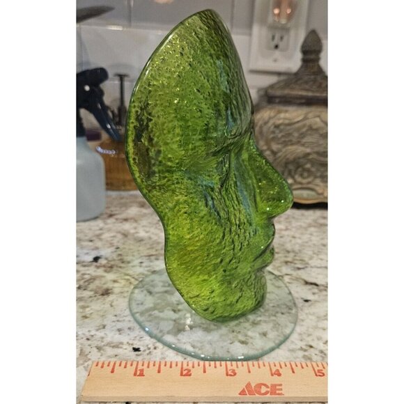 Art Glass Human Face Form - Unique - Unsigned - Green Speckle Glass - Picture 5 of 7